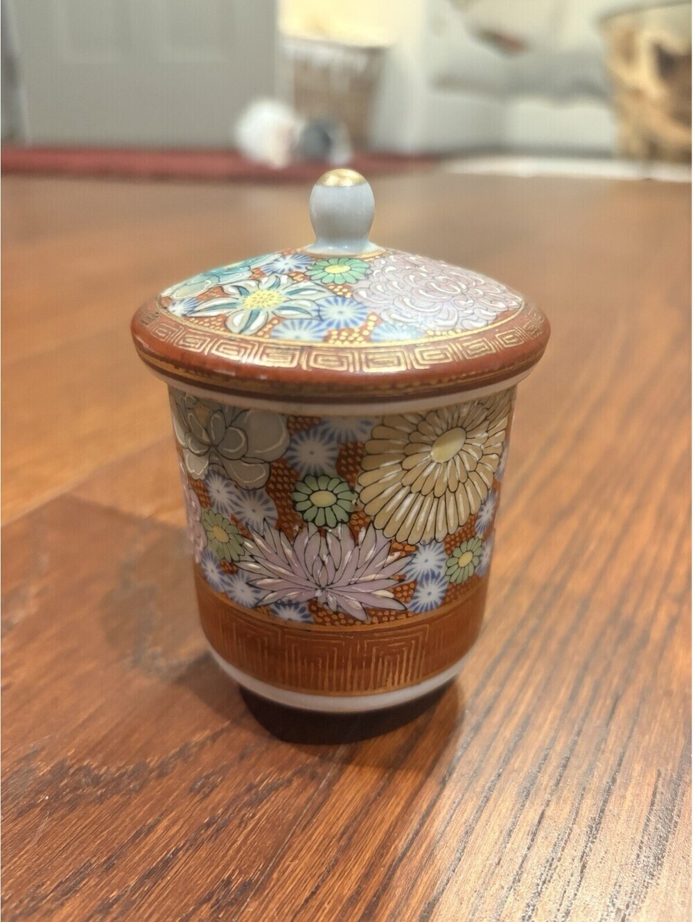 Vintage Japanese Kutani Porcelain Lidded Tea Cup with Raised Enamel Design